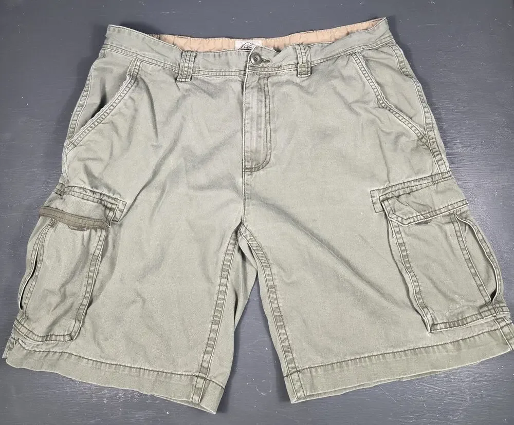 St. John's Bay Men's Cargo Shorts Olive Green Cotton Utility Hiking Size 38
